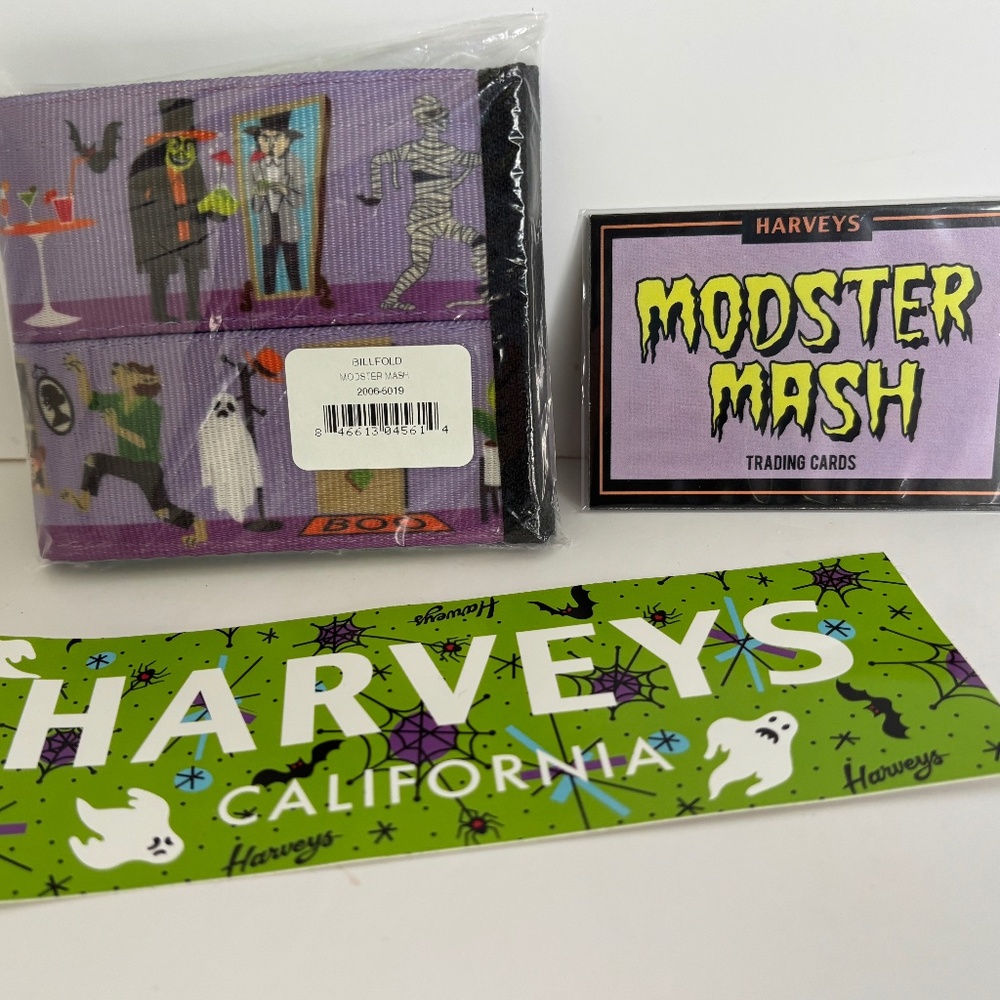 NWT Harveys Modster Mash Boyfriend Wallet Billfold Halloween Monsters